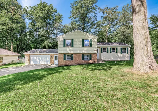 Photo 1 of Manufactured home for sale at 60195 Emerald Dr, South Bend, IN 46614 | MLS# 202636163 | Listing updated on 2026-09-04