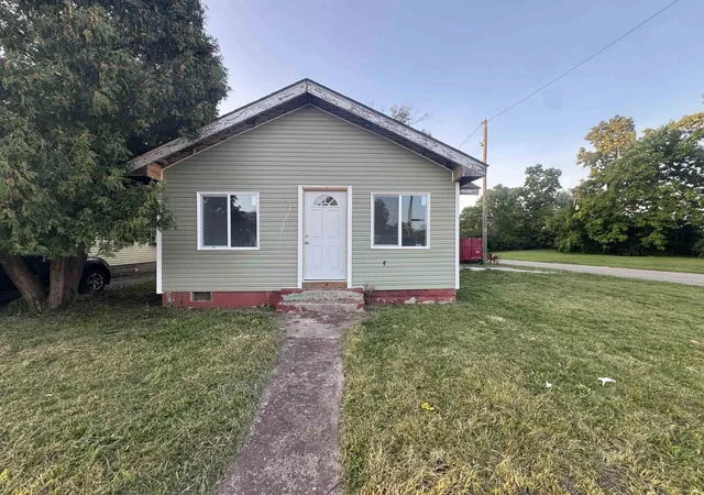 Manufactured home for sale at 1424 E Highland Ave, Muncie, IN 47303 | MLS# 202636168