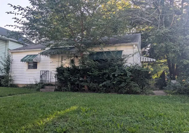 Photo 2 of Manufactured home for sale at 2601 S Wayne Ave, Fort Wayne, IN 46807 | MLS# 202636172 | Listing updated on 2026-09-15