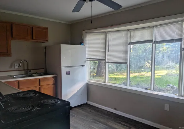 Photo 3 of Manufactured home for sale at 2601 S Wayne Ave, Fort Wayne, IN 46807 | MLS# 202636172 | Listing updated on 2026-09-15