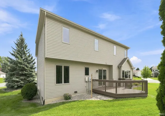 Photo 35 of Manufactured home for sale at 9327 Sugar Ml Dr, Fort Wayne, IN 46835 | MLS# 202636178 | Listing updated on 2026-09-15