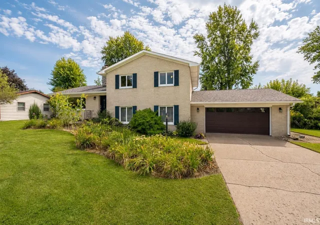 Photo 1 of Sale Pending at 1311 Oriole Dr, Warsaw, IN 46580 | MLS# 202636179 | Listing updated on 2026-10-05
