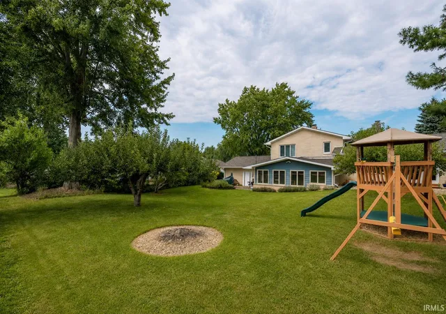 Photo 4 of Sale Pending at 1311 Oriole Dr, Warsaw, IN 46580 | MLS# 202636179 | Listing updated on 2026-10-05