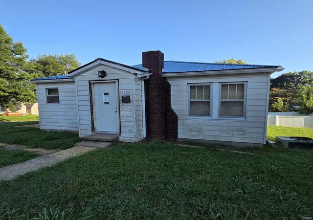 Photo 2 of Manufactured home for sale at 1420 Franklin St, Tell City, IN 47586 | MLS# 202636183 | Listing updated on 2026-09-02