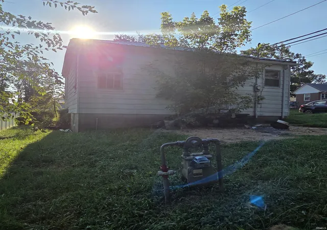 Photo 3 of Manufactured home for sale at 1420 Franklin St, Tell City, IN 47586 | MLS# 202636183 | Listing updated on 2026-09-02