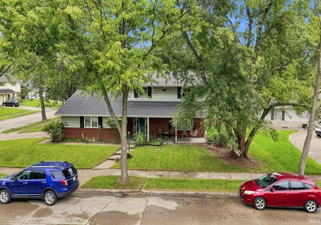 Photo 2 of Manufactured home for sale at 6109 Graymoor Ln, Fort Wayne, IN 46835 | MLS# 202636184 | Listing updated on 2026-09-03
