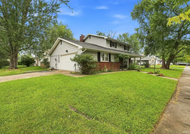 Photo 3 of Manufactured home for sale at 6109 Graymoor Ln, Fort Wayne, IN 46835 | MLS# 202636184 | Listing updated on 2026-09-03