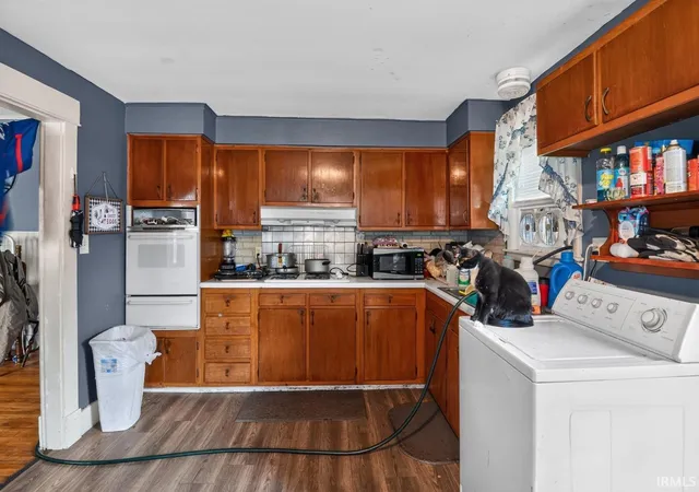 Photo 4 of Manufactured home for sale at 416 E Pennsylvania St, Shelbyville, IN 46176 | MLS# 202636187 | Listing updated on 2026-09-02