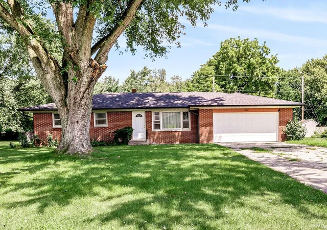 Photo 1 of Sale Pending at 26067 Walnut Valley, Elkhart, IN 46517 | MLS# 202636189 | Listing updated on 2026-09-08