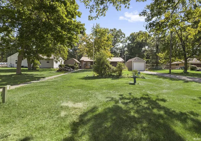 Photo 2 of Manufactured home for sale at 53316 Nadine St, South Bend, IN 46637 | MLS# 202636196 | Listing updated on 2026-09-18