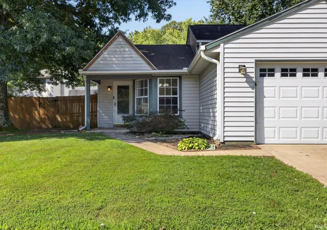 Photo 2 of Manufactured home for sale at 3543 W Yellowstone Ct, Bloomington, IN 47403 | MLS# 202636197 | Listing updated on 2026-09-08