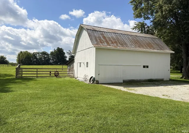 Photo 2 of Manufactured home for sale at 4505 N State Rd 25 Hwy, Rochester, IN 46975 | MLS# 202636203 | Listing updated on 2026-09-07