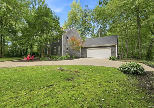 Photo 2 of Sale Pending at 11025 Hickory Branch Ct, Fort Wayne, IN 46845 | MLS# 202636210 | Listing updated on 2026-09-04