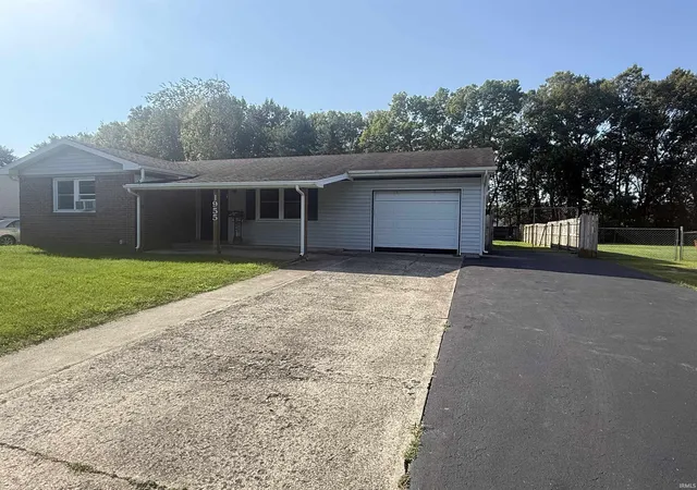 Photo 2 of Sale Pending at 1955 Felt St, Huntington, IN 46750 | MLS# 202636215 | Listing updated on 2026-09-10