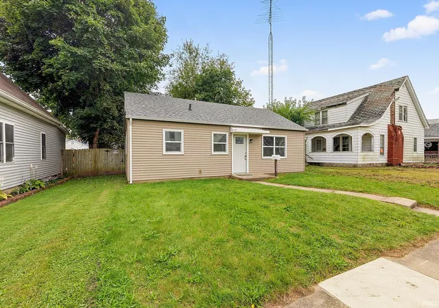 Photo 3 of Manufactured home for sale at 1129 W 5th Street, Marion, IN 46953 | MLS# 202636220 | Listing updated on 2026-09-02