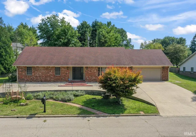 Photo 2 of Sale Pending at 411 Castle Blvd, New Castle, IN 47362 | MLS# 202636229 | Listing updated on 2026-09-04