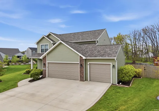 Photo 3 of Manufactured home for sale at 595 Highfields Cvs, Fort Wayne, IN 46845 | MLS# 202636234 | Listing updated on 2026-09-23