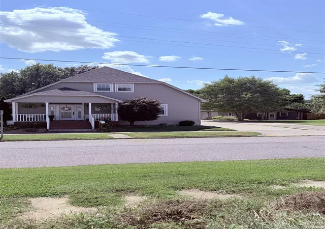 Photo 1 of Sale Pending at 711 W 2nd Street, Bicknell, IN 47512 | MLS# 202636236 | Listing updated on 2026-09-08