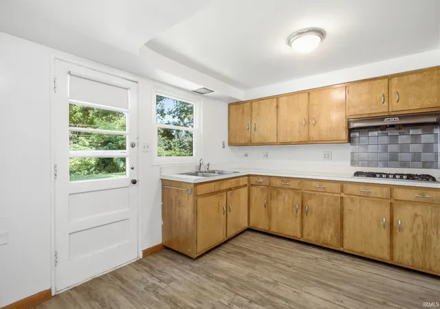 Photo 4 of Manufactured home for sale at 919 Dover Dr, South Bend, IN 46614 | MLS# 202636238 | Listing updated on 2026-09-14