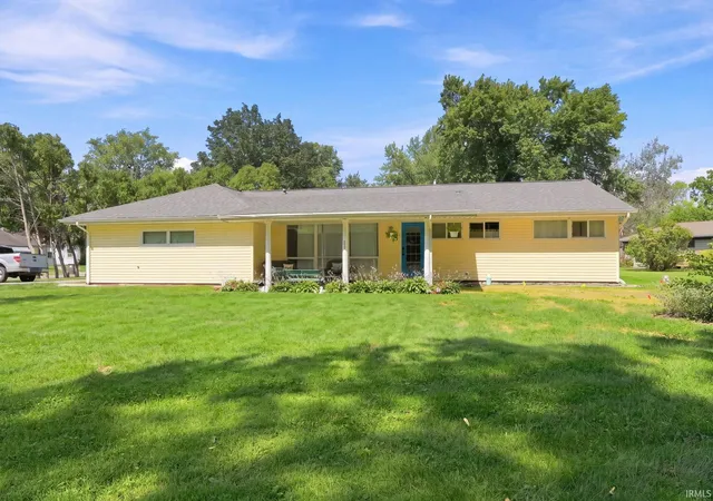 Photo 2 of Manufactured home for sale at 6521 Donna Dr, Fort Wayne, IN 46819 | MLS# 202636241 | Listing updated on 2026-09-22