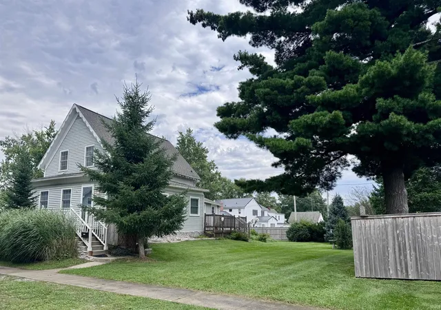 Photo 1 of Manufactured home for sale at 1010 Belmont St, Plymouth, IN 46563 | MLS# 202636242 | Listing updated on 2026-09-11