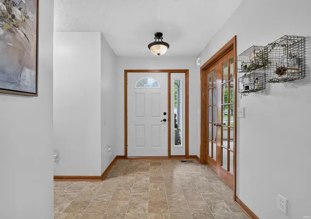 Photo 3 of Manufactured home for sale at 2009 Miami Trl, Huntington, IN 46750 | MLS# 202636250 | Listing updated on 2026-09-26