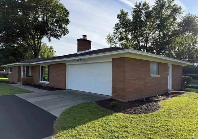 Photo 2 of Manufactured home for sale at 61439 Miami Rd, South Bend, IN 46614 | MLS# 202636251 | Listing updated on 2026-09-15
