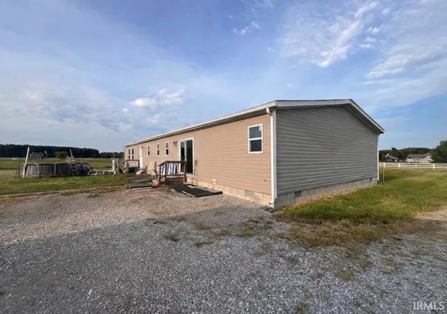 Photo 3 of Manufactured home for sale at 5325 S County Rd 625, Knightstown, IN 46148 | MLS# 202636269 | Listing updated on 2026-09-03