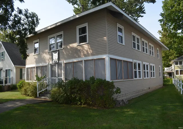 Photo 3 of Manufactured home for sale at 8337 E Wade Ln, North Webster, IN 46555 | MLS# 202636278 | Listing updated on 2026-09-29