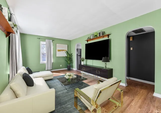 Photo 3 of Sale Pending at 1820 Trinity Blvd, Fort Wayne, IN 46808 | MLS# 202636282 | Listing updated on 2026-09-07
