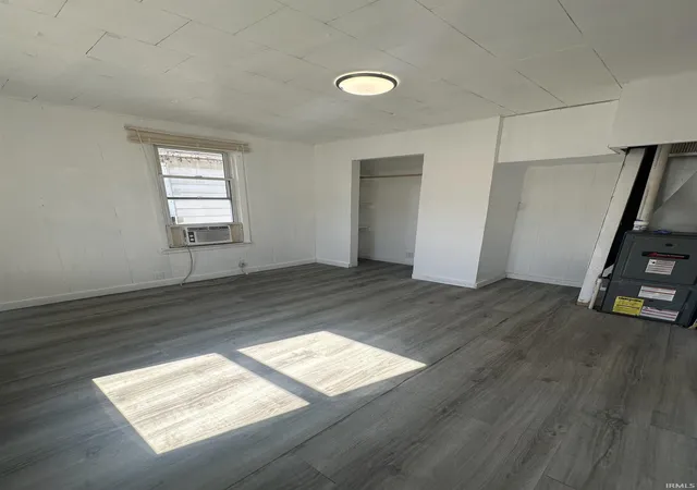 Photo 4 of Manufactured home for sale at 1513 Dresden St, Evansville, IN 47710 | MLS# 202636294 | Listing updated on 2026-09-24