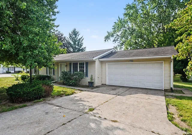 Photo 2 of Sale Pending at 1704 College Ave, Goshen, IN 46526 | MLS# 202636305 | Listing updated on 2026-09-07