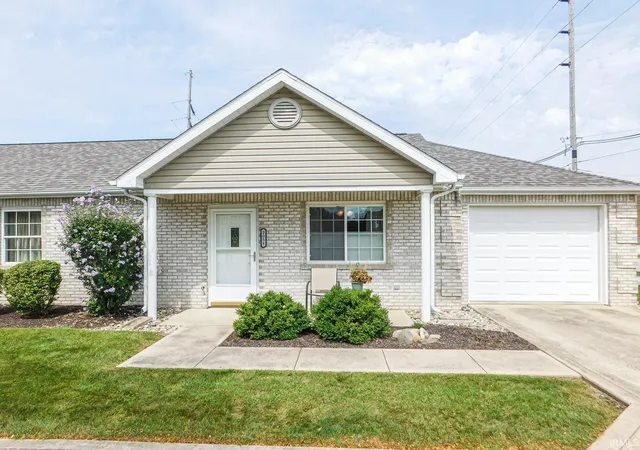Photo 1 of Sale Pending at 205 W Spring St #A, Bluffton, IN 46714 | MLS# 202636314 | Listing updated on 2026-09-29