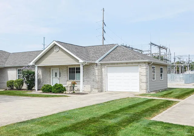Photo 2 of Sale Pending at 205 W Spring St #A, Bluffton, IN 46714 | MLS# 202636314 | Listing updated on 2026-09-29