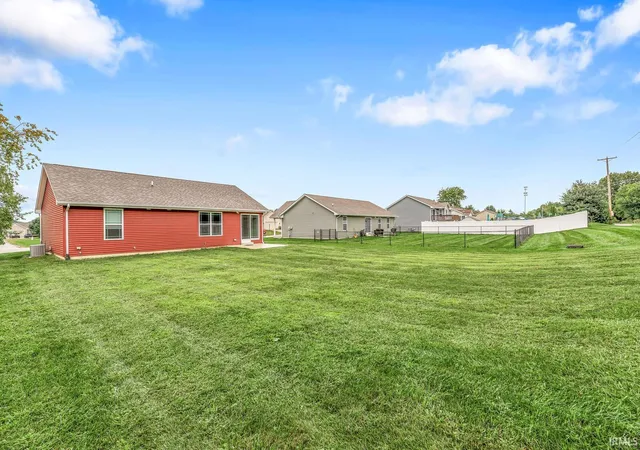 Photo 4 of Sale Pending at 52722 Comn Eider Trl, South Bend, IN 46628 | MLS# 202636319 | Listing updated on 2026-09-11