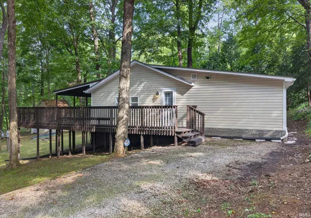 Photo 2 of Manufactured home for sale at 1365 Lakeside Dr, Spencer, IN 47460 | MLS# 202636320 | Listing updated on 2026-09-12