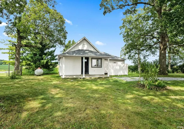 Photo 2 of Sale Pending at 11932 Taylor Rd, Churubusco, IN 46723 | MLS# 202636327 | Listing updated on 2026-09-12