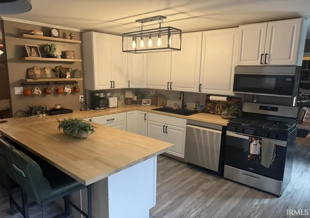 Photo 3 of Manufactured home for sale at 106 S Moore St, Brookston, IN 47923 | MLS# 202636328 | Listing updated on 2026-09-22