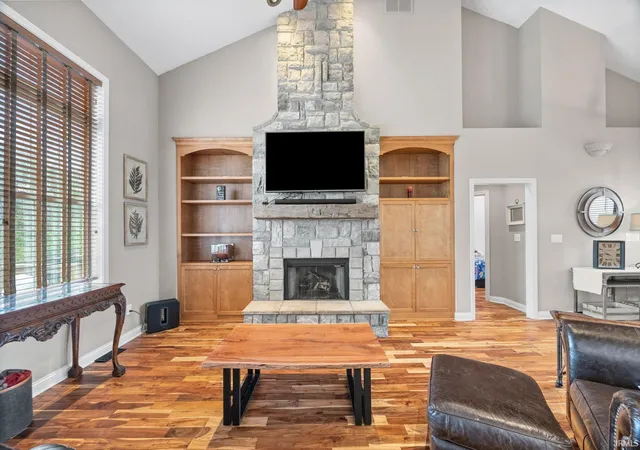 Photo 3 of Sale Pending at 4551 Spinnaker Tr, Lafayette, IN 47909 | MLS# 202636334 | Listing updated on 2026-10-08