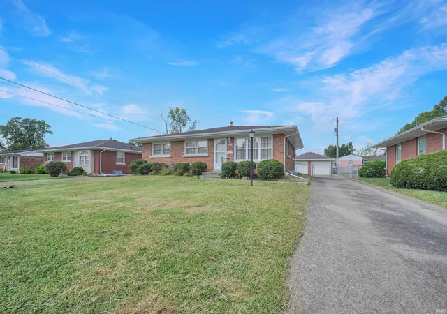 Photo 2 of Manufactured home for sale at 3712 Conlin Ave, Evansville, IN 47714 | MLS# 202636335 | Listing updated on 2026-09-03
