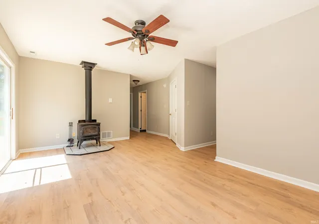 Photo 4 of Manufactured home for sale at 3680 E Old Meyers Rd, Bloomington, IN 47408 | MLS# 202636342 | Listing updated on 2026-09-22
