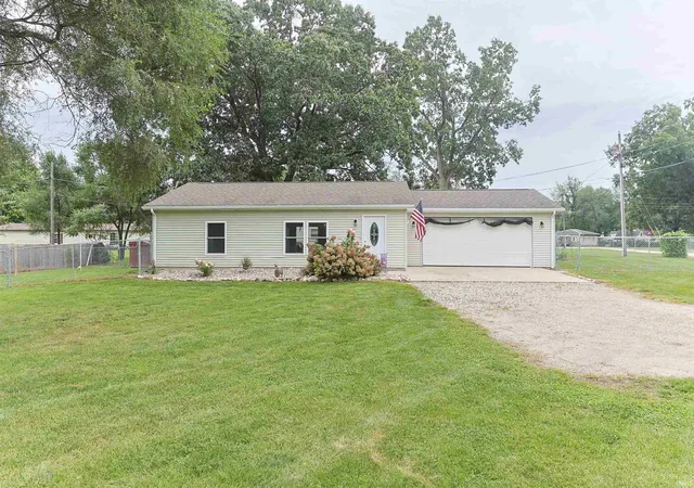 Photo 3 of Sale Pending at 58056 Morgan St, Elkhart, IN 46517 | MLS# 202636347 | Listing updated on 2026-09-04