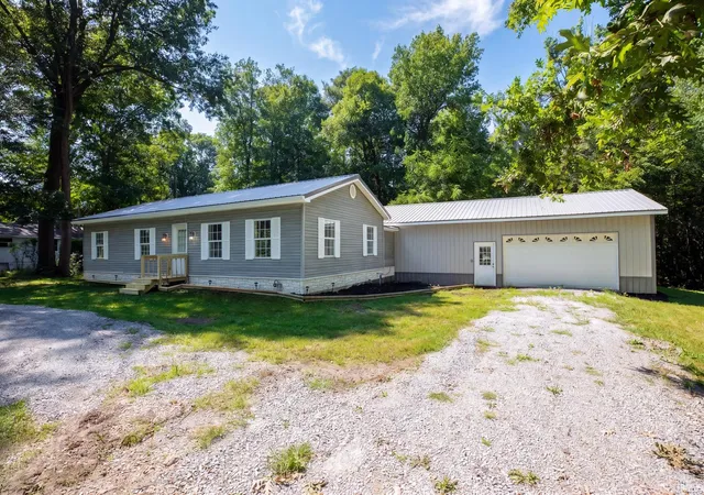 Photo 1 of Manufactured home for sale at 3303 Blackford Dr, Tippecanoe, IN 46570 | MLS# 202636354 | Listing updated on 2026-09-22