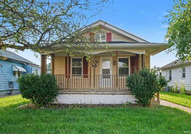 Manufactured home for sale at 422 N State St, Mishawaka, IN 46544 | MLS# 202636355