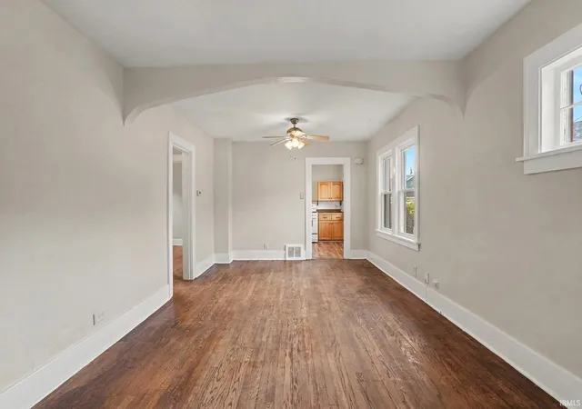 Photo 3 of Manufactured home for sale at 422 N State St, Mishawaka, IN 46544 | MLS# 202636355 | Listing updated on 2026-09-11