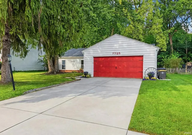 Photo 2 of Manufactured home for sale at 7725 Glenoak Pkwy, Fort Wayne, IN 46815 | MLS# 202636363 | Listing updated on 2026-09-11