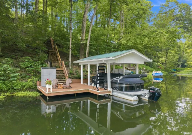 Photo 2 of Manufactured home for sale at 8031 Ctr Lake Rd, Nineveh, IN 46164 | MLS# 202636367 | Listing updated on 2026-09-14