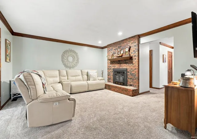 Photo 3 of Manufactured home for sale at 301 Oakwood Dr, Albion, IN 46701 | MLS# 202636372 | Listing updated on 2026-09-20