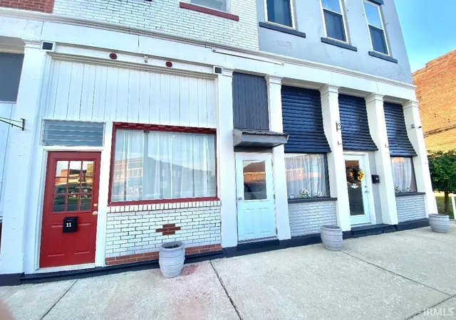 Photo 4 of Condo for sale at 11 S & 13 Commercial St, Worthington, IN 47471 | MLS# 202636380 | Listing updated on 2026-09-08