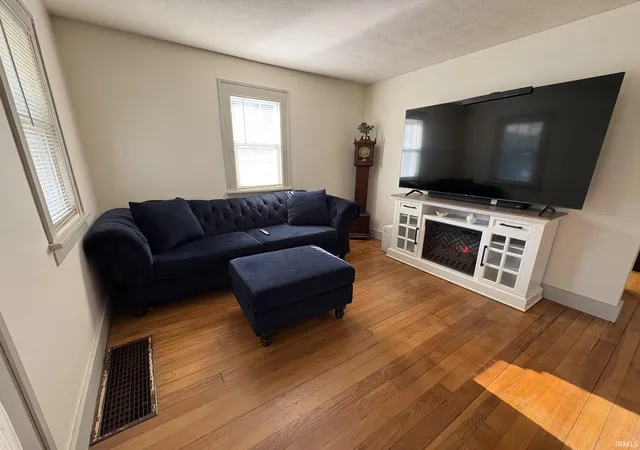 Photo 2 of Manufactured home for sale at 20173 Brick Rd, South Bend, IN 46637 | MLS# 202636381 | Listing updated on 2026-09-15